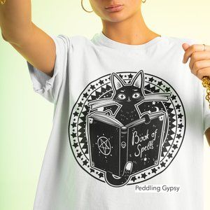 Black cat spell Book T shirt